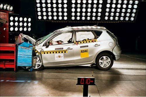 Hyundai i30, конечно, не провалился, но…