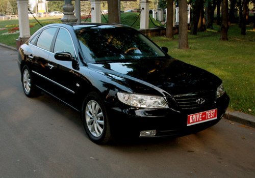 Седан Hyundai Grandeur (на некоторых…