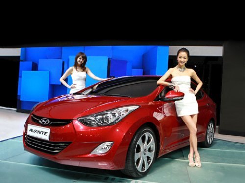 Новое поколение седана Hyundai Elantra…