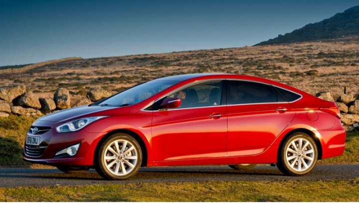 Впервые автомобиль Hyundai i40 показали…
