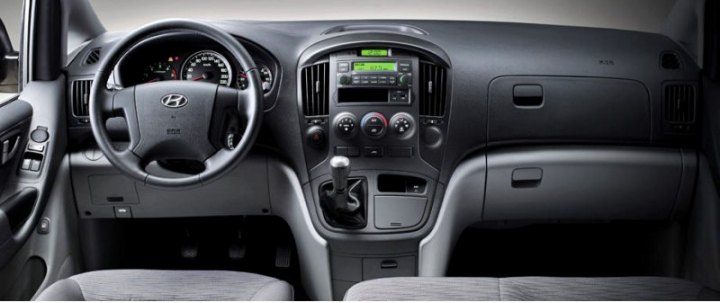 Автомобиль Hyundai H-1 2013 модельного года предложен россиянам всего в трех…
