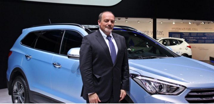 Главный дизайнер компании Hyundai Томас…