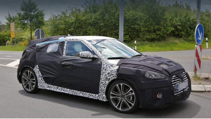 Обновлённый Veloster должен сбросить…