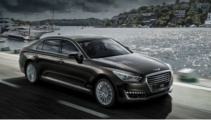 Новые седаны Genesis G90 уже начали поступать к российским дилерам. Покупателям…