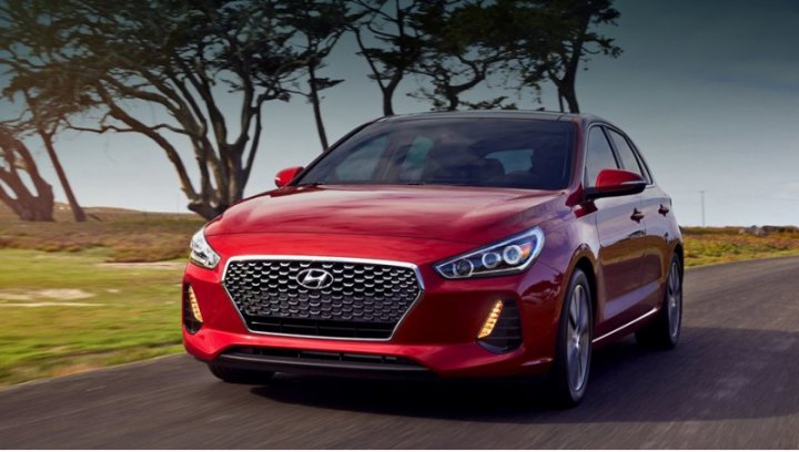 Hyundai Elantra GT размерами повторяет…