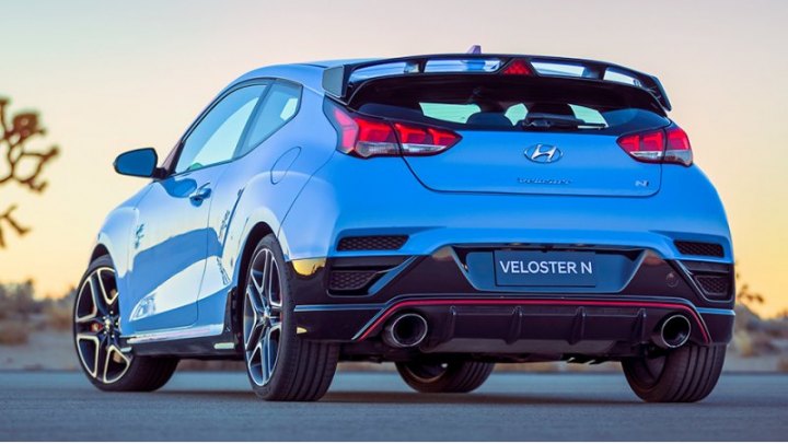 По умолчанию на Veloster N ставят шины…