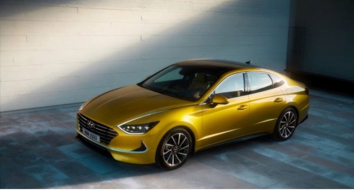 Hyundai Sonata текущего поколения…