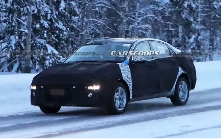 Hyundai Solaris 3 поколения выехал на тесты: много фото