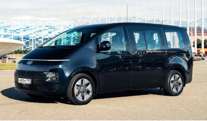 Стали известны цены Hyundai Staria для…