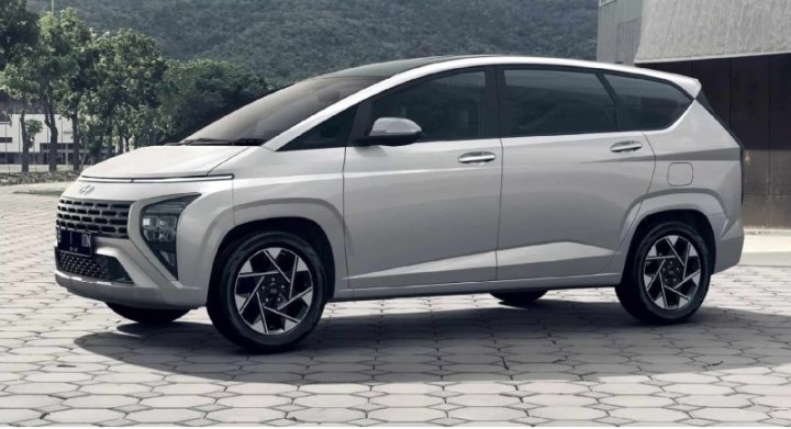 Hyundai показал новый минивэн Stargazer, который оказался дешевле Creta