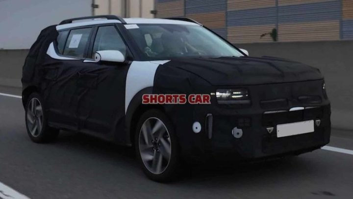 На днях тестовый прототип Hyundai Nexo выехал на первые дорожные испытания.…