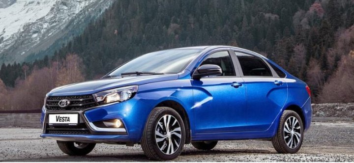 В 2021 году средняя цена LADA Vesta…