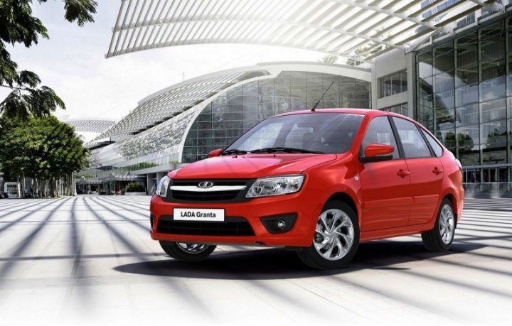 Дополняет ТОП-5 отечественная LADA…