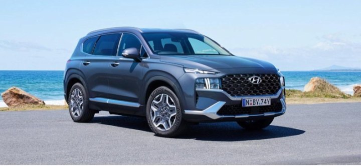 Hyundai Santa Fe Hybrid 2023 года стал…