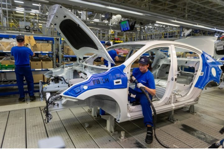 Стоит отметить, что питерский автозавод…