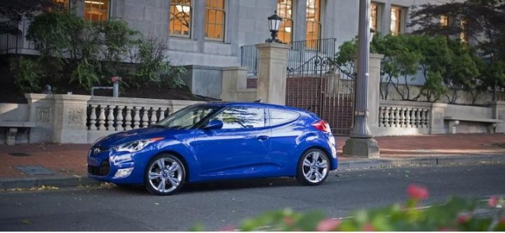 Hyundai отзывает 10-летние автомашины Veloster после пяти сообщений о пожарах