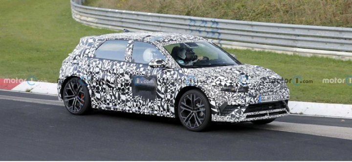 Hyundai покажет электрический кроссовер…