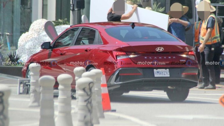 Hyundai находится в процессе пересмотра…