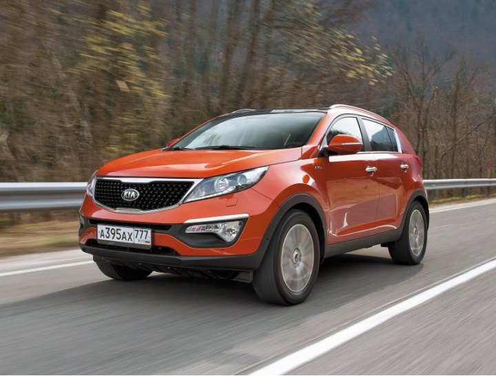 Также заметно подорожать может Mitsubishi L200 с 2,4-литровым дизелем, за…
