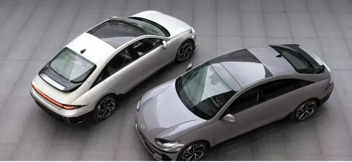 Mercedes-Benz и Hyundai стали лидерами по обширному портфолио электрокаров