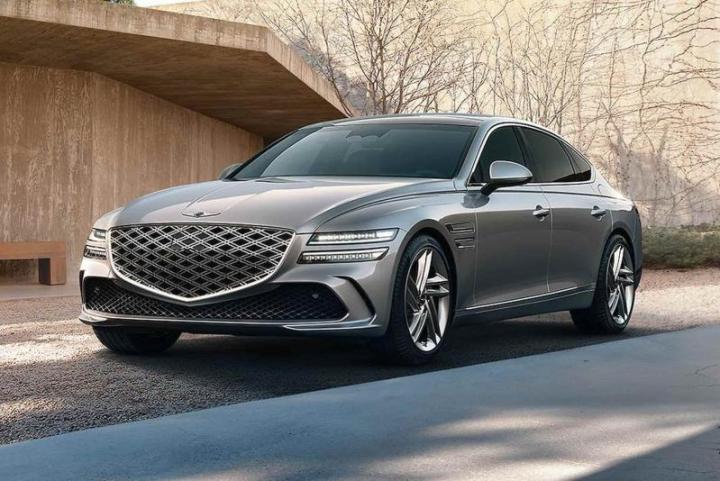 Genesis G80 текущего поколения