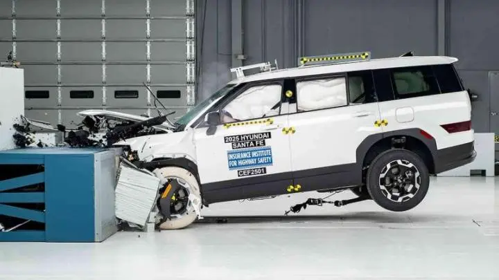 Краш-тест IIHS Hyundai Santa Fe 2025