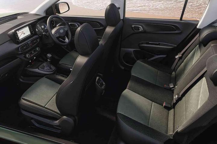 Интерьер Hyundai Exter