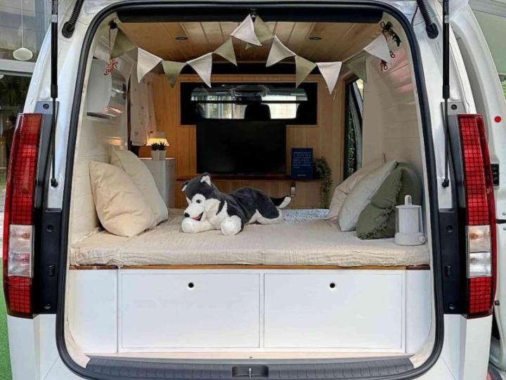 Hyundai Staria Camper