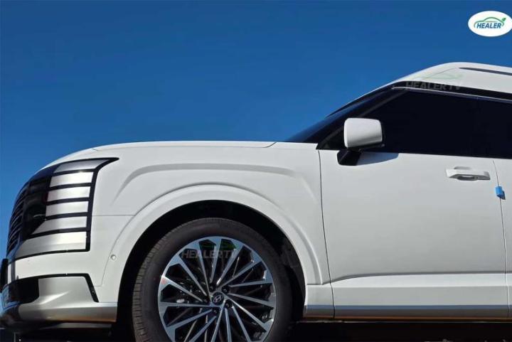 Hyundai Palisade с высокой крышей…