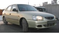 Hyundai Accent LC, limuzina