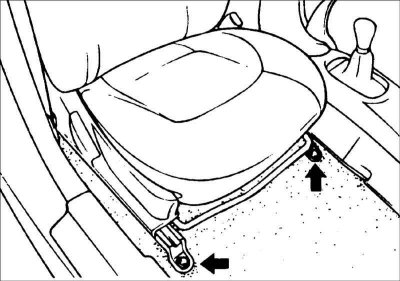 2. Отсоедините от передних сидений…