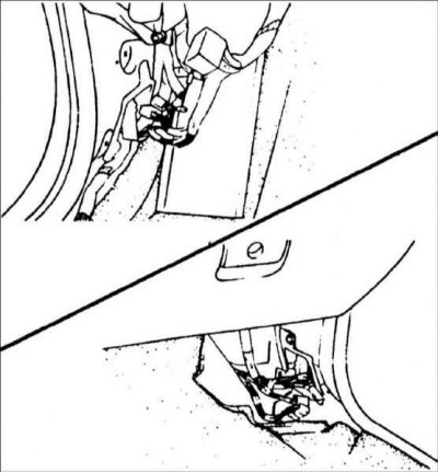 21. Отсоедините разъемы от панели…