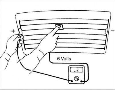1. Запустите двигатель и включите…