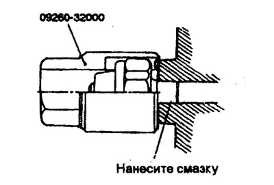 Примечание. Не перетягивайте датчик давления масла.