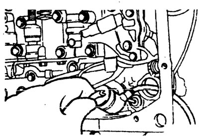 5. Нажмите на лепесток уплотнительного…