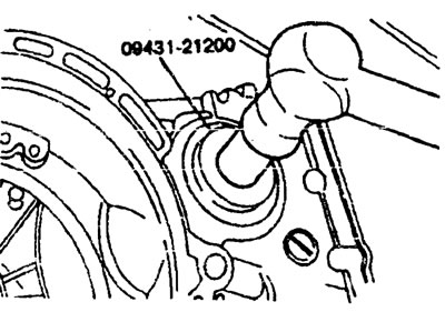 4. Нанесите слой трансмиссионной…
