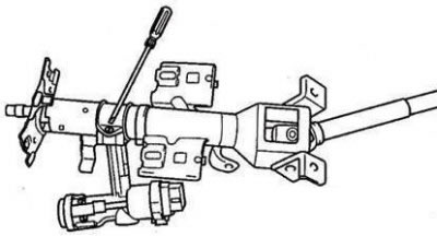 Отворачивание болтов крепления…