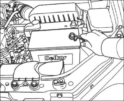 1. Отсоедините провод от отрицательной…