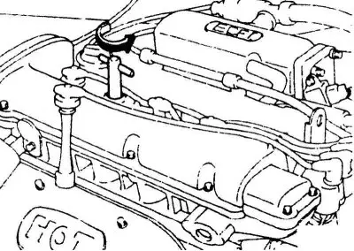 Рис. 1.161. Выкручивание свечи зажигания