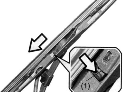 Fig. 1.214. Brush mounting clamp