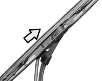 Fig. 1.217. Fixing the brush at the end…