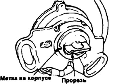 12. Установите датчик коленвала на…